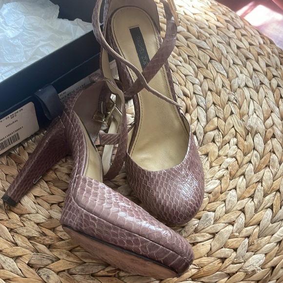 Very Sexy Vintage Rachel Zoe Python Print Stiletto Platform Heels in Rose Hue 🤩 - Picture 8 of 15